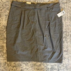 Old navy stretch pelted skirt woman’s size 16